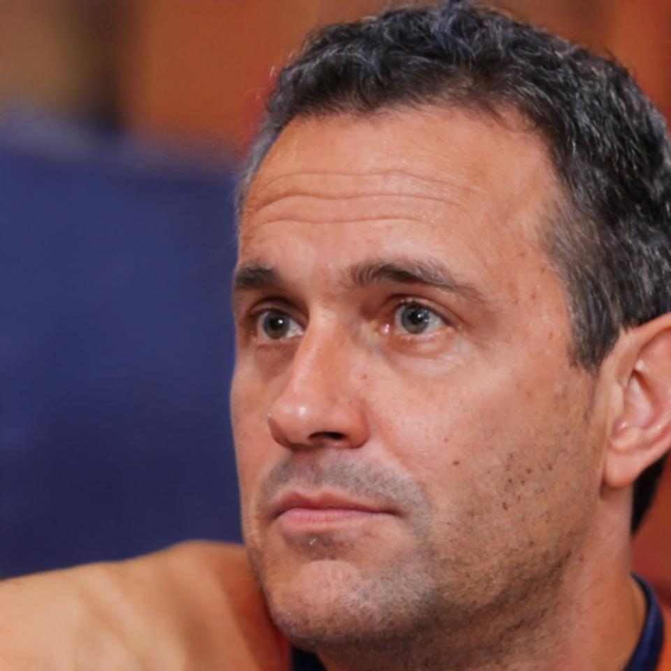 Ritratto professionale di Luca Strozzi